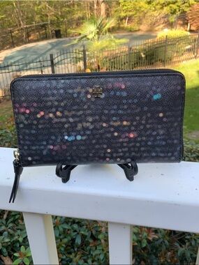 Tory Burch Black Wallet with Multicolor Speckle Print